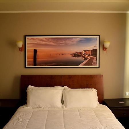 Imperial Hotel Ih エルバサン エクステリア 写真