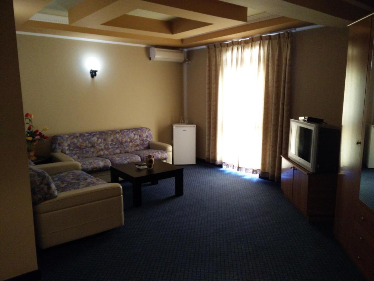 Imperial Hotel Ih エルバサン 部屋 写真
