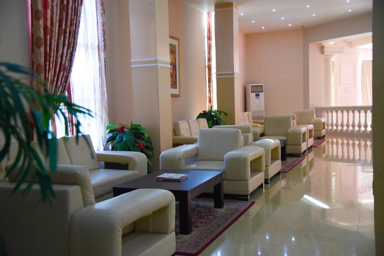 Imperial Hotel Ih エルバサン エクステリア 写真