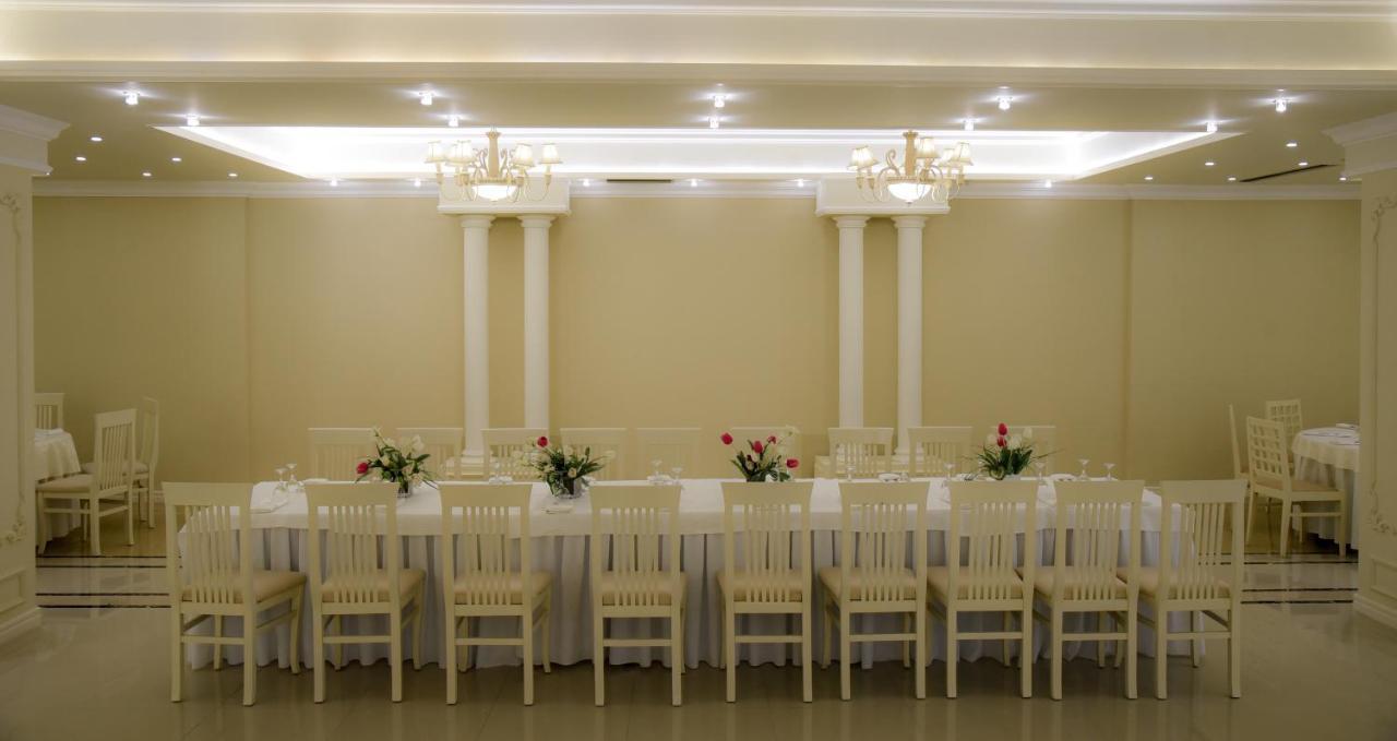Imperial Hotel Ih エルバサン エクステリア 写真