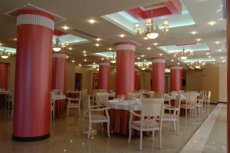 Imperial Hotel Ih エルバサン エクステリア 写真